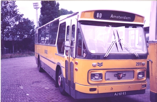 Foto van VAD Leyland-Den Oudsten Standaardstreekbus 2911 Standaardbus door wyke2207