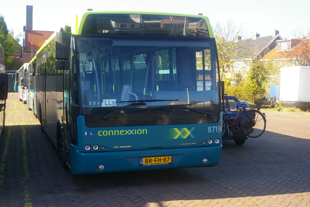 Foto van CXX VDL Ambassador ALE-120 8719 Standaardbus door wyke2207