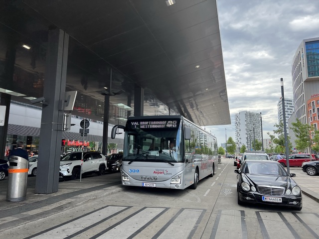 Foto van OBBPostbus Iveco Crossway LE (12mtr) 2018 Standaardbus door Stadsbus