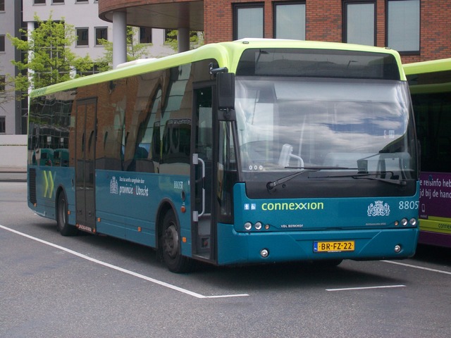 Foto van CXX VDL Ambassador ALE-120 8805 Standaardbus door wyke2207