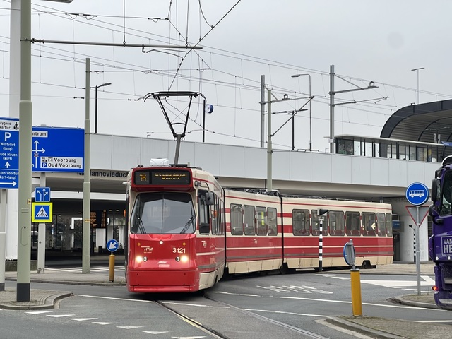 Foto van HTM GTL8 3121 Tram door Stadsbus