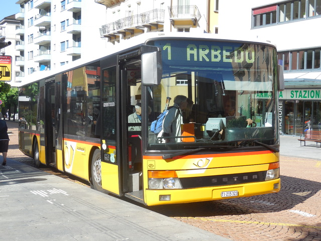 Foto van Postauto Setra S 315 NF 215323 Standaardbus door Stadsbus