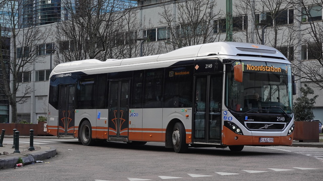 Foto van MIVB Volvo 7900 Hybrid 2149 Standaardbus door WDK6761G1