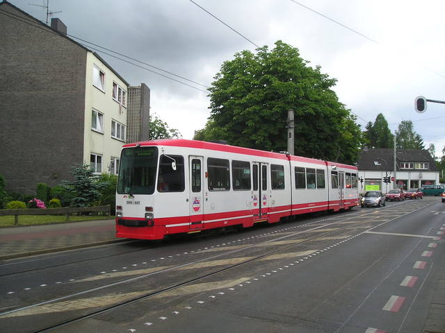 Foto van SWK Stadtbahnwagen M/N 8 847 Tram door_gemaakt Perzik