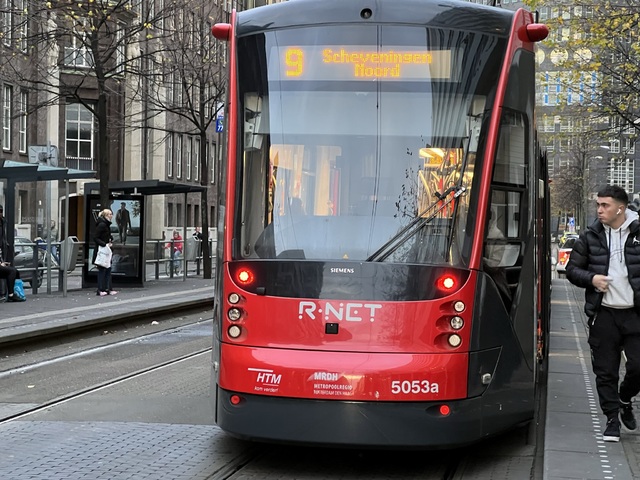 Foto van HTM Avenio 5053 Tram door Stadsbus