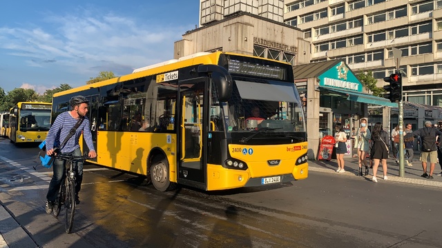 Foto van BVG VDL Citea LLE-120 2400 Standaardbus door_gemaakt Stadsbus