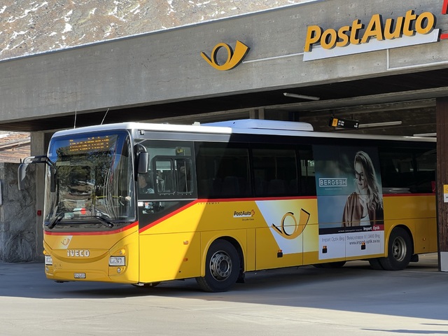 Foto van Postauto Iveco Crossway Line 10085 Semi-touringcar door Stadsbus