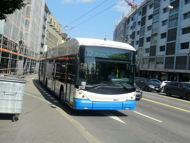 Foto van VBL Hess Swisstrolley 213 Gelede bus door_gemaakt Jossevb