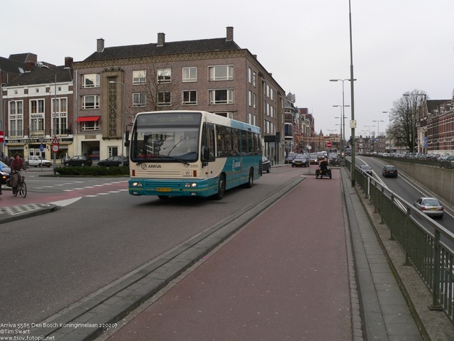 Foto van ARR Den Oudsten B91 5585 Standaardbus door tsov