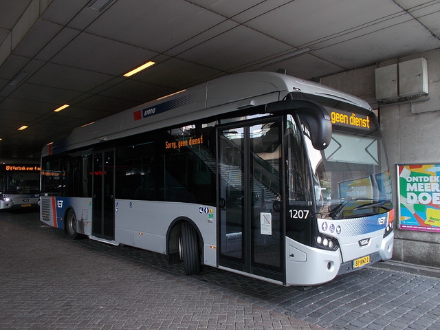 Foto van RET VDL Citea SLE-120 Hybrid 1207 Standaardbus door stefan188
