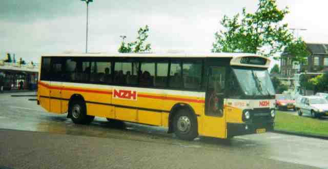 Foto van NZH DAF MB200 3752 Standaardbus door Jelmer