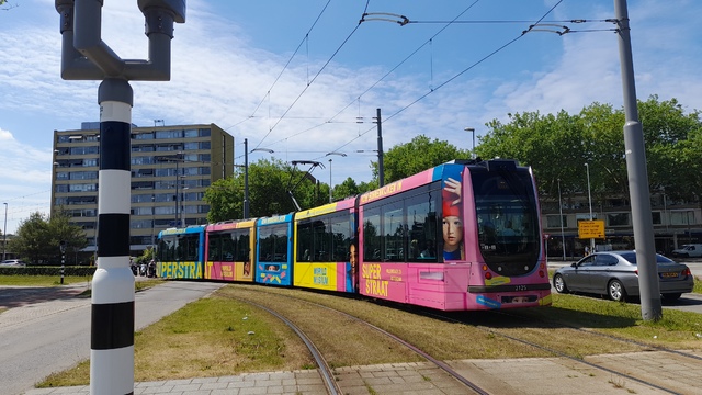 Foto van RET Rotterdamse Citadis 2125 Tram door Sneltram