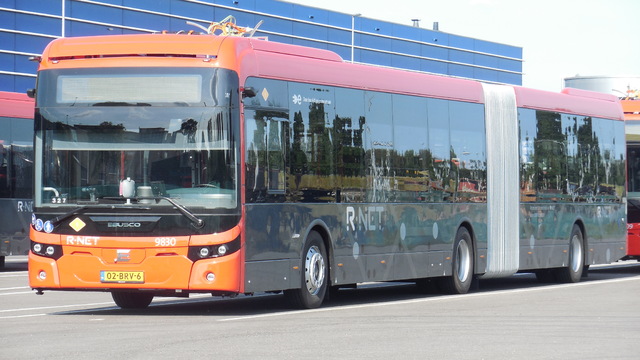Foto van CXX Ebusco 2.2 (18mtr) 9830 Gelede bus door_gemaakt Stadsbus