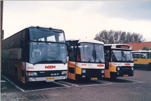 Foto van NZH DAF MB200 6608 Standaardbus door wyke2207