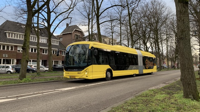 Foto van QBZ Heuliez GX437 ELEC 4821 Gelede bus door_gemaakt Stadsbus