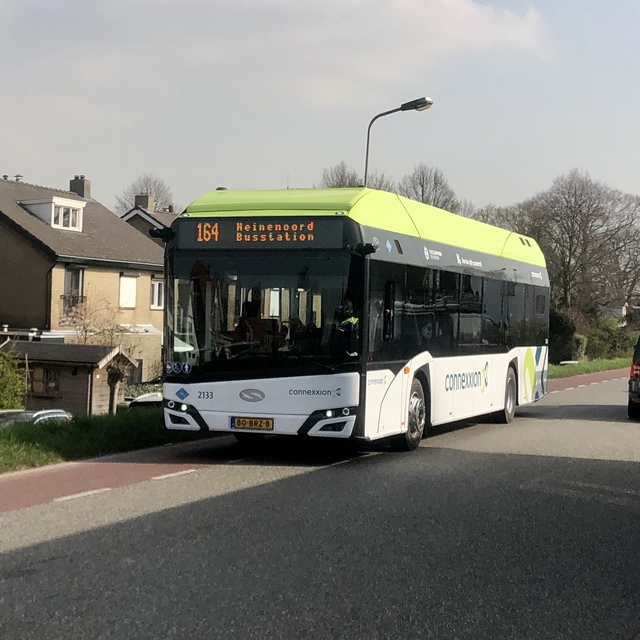 Foto van CXX Solaris Urbino 12 hydrogen 2133 Standaardbus door Ovzuidnederland