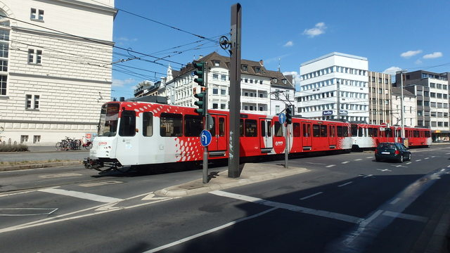 Foto van SWBV Stadtbahnwagen B 7572 Tram door Perzik