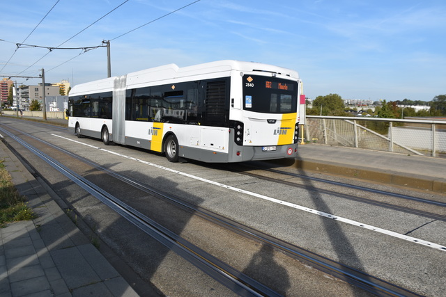 Foto van DeLijn VDL Citea SLFA-180 Hybrid 2840 Gelede bus door JanWillem