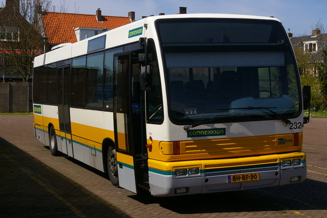 Foto van CXX Den Oudsten B95 2324 Standaardbus door wyke2207