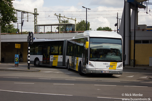 Foto van DeLijn Van Hool AG300 119877 Gelede bus door_gemaakt Busentrein