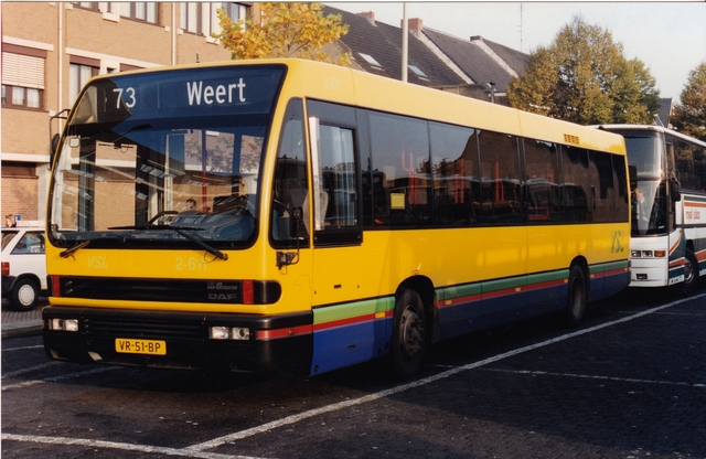 Foto van VSL Den Oudsten B89 26115472 Standaardbus door wyke2207