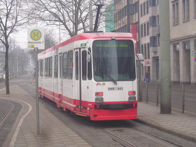 Foto van SWK Stadtbahnwagen M/N 8 843 Tram door_gemaakt Perzik