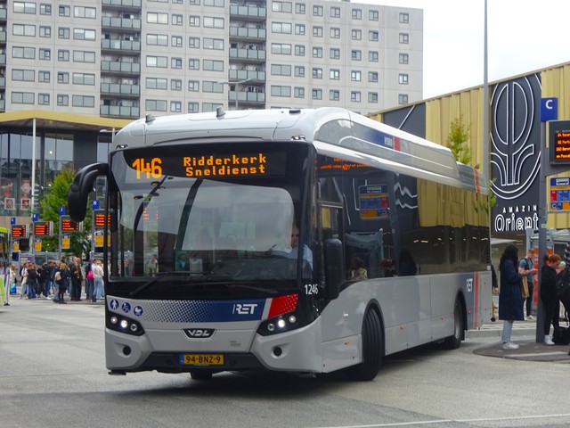 Foto van RET VDL Citea SLE-120 Hybrid 1246 Standaardbus door Rotterdamseovspotter
