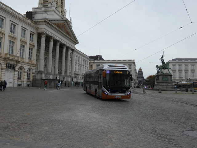 Foto van MIVB Volvo 7900 Hybrid 2157 Standaardbus door Delijn821