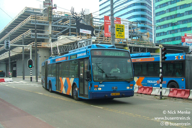 Foto van CXX Van Hool AG300T 5206 Gelede bus door Busentrein