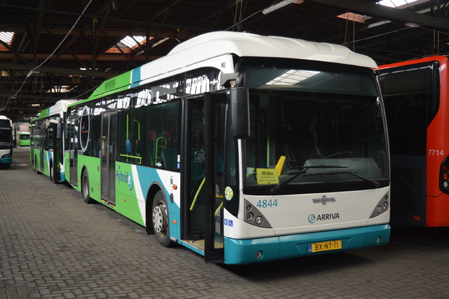 Foto van ARR Van Hool A300 Hybrid 4844 Standaardbus door wyke2207