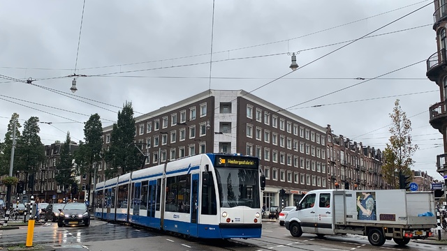 Foto van GVB Siemens Combino 2068 Tram door Stadsbus