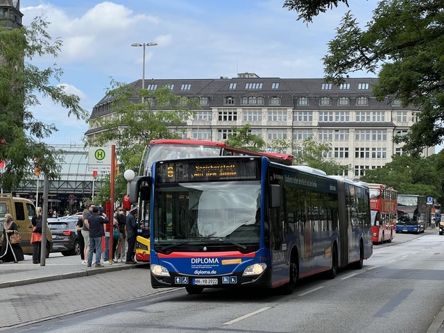 Foto van HH Mercedes-Benz Citaro G 3922 Gelede bus door Stadsbus