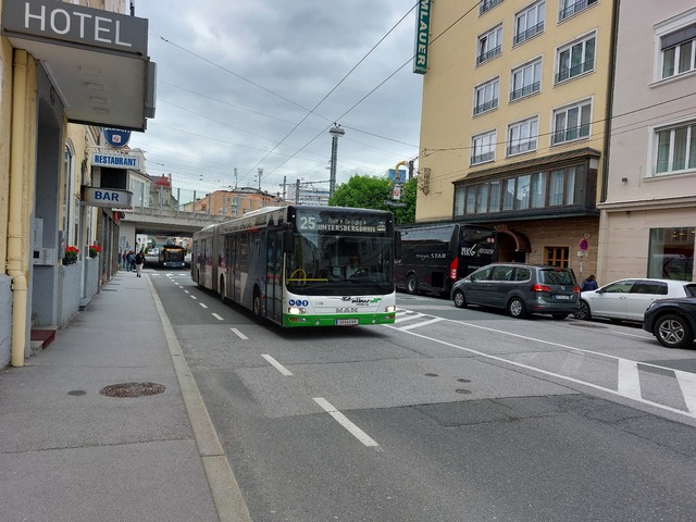Foto van Salzburg MAN Lion's City G 1710 Gelede bus door Jossevb