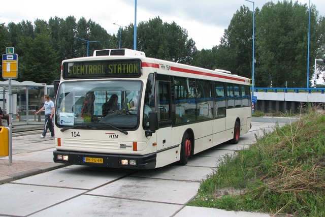 Foto van HTM Den Oudsten B96 154 Standaardbus door dmulder070