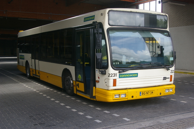 Foto van CXX Den Oudsten B96 2231 Standaardbus door wyke2207