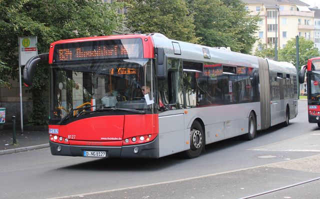 Foto van Rheinbahn Solaris Urbino 18 8127 Gelede bus door BusDordrecht2003