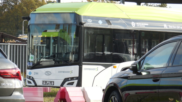Foto van CXX Solaris Urbino 12 hydrogen 2144 Standaardbus door Stadsbus