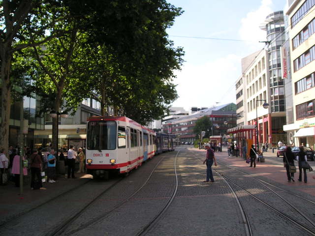 Foto van DSW21 Stadtbahnwagen M/N 8 107 Tram door_gemaakt Perzik