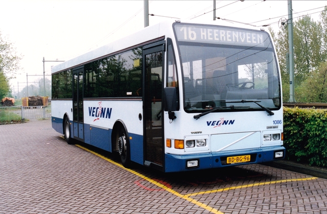 Foto van VEONN Berkhof 2000NL 1086 Standaardbus door wyke2207