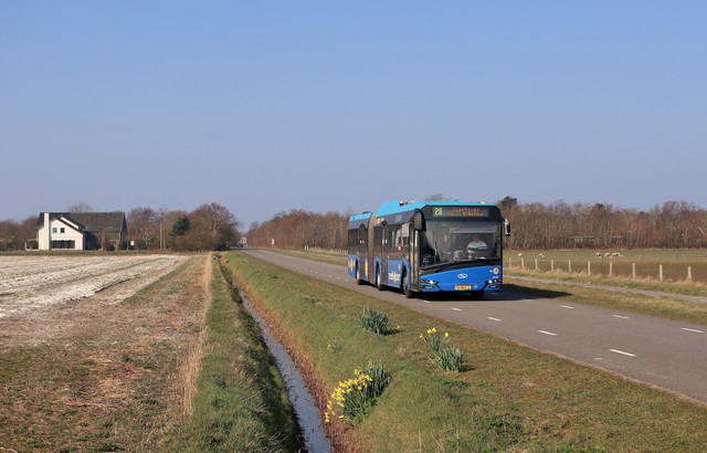 Foto van CXX Solaris Urbino 18 CNG 9378 Gelede bus door mauricehooikammer