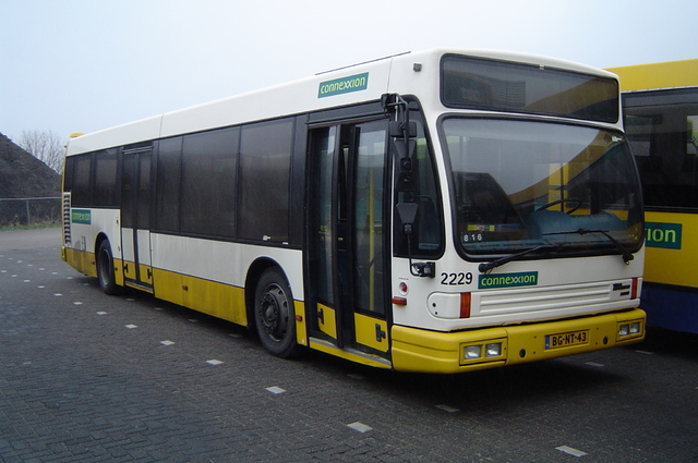 Foto van CXX Den Oudsten B96 2229 Standaardbus door wyke2207
