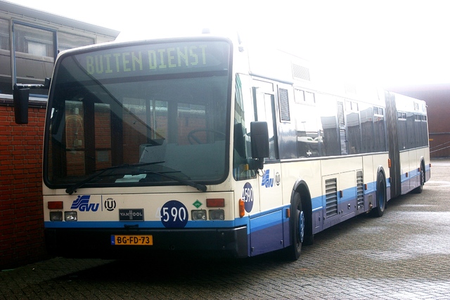 Foto van GVU Van Hool AG300 LPG 4590 Gelede bus door wyke2207