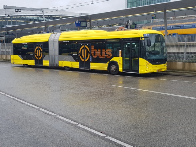Foto van QBZ Heuliez GX437 ELEC 4827 Gelede bus door_gemaakt treinspotter-Dordrecht-zuid