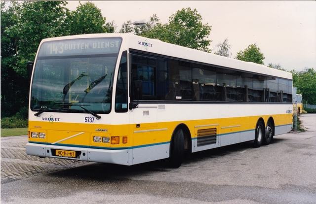 Foto van MN Berkhof 2000NL 5737 Standaardbus door wyke2207
