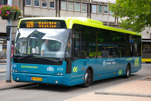 Foto van CXX VDL Ambassador ALE-120 4135 Standaardbus door wyke2207