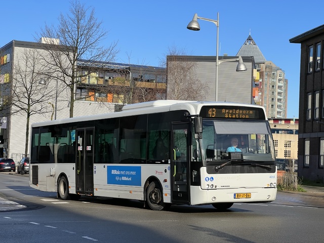 Foto van HER VDL Ambassador ALE-120 4215 Standaardbus door Stadsbus