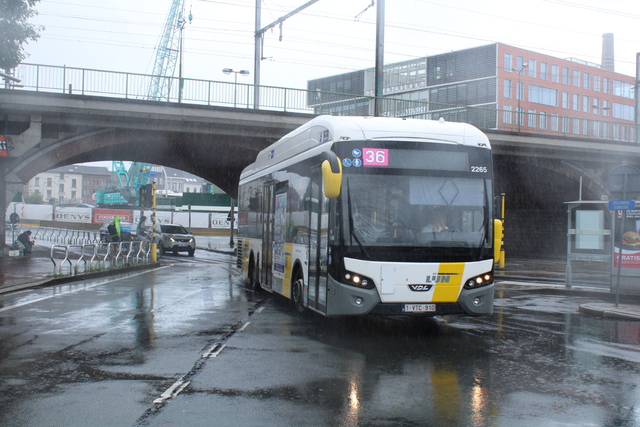 Foto van DeLijn VDL Citea SLE-120 Hybrid 2265 Standaardbus door ZO6176