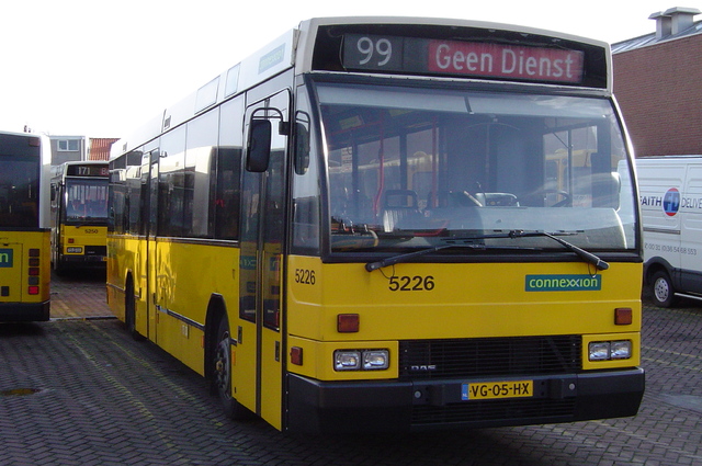 Foto van CXX Den Oudsten B88 5226 Standaardbus door wyke2207