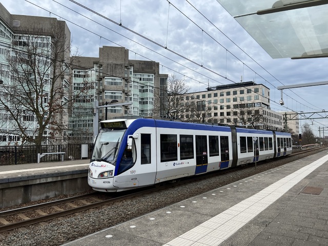 Foto van HTM RegioCitadis 4010 Tram door Stadsbus
