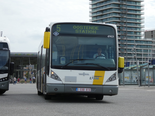 Foto van DeLijn Van Hool A330 4901 Standaardbus door Delijn821